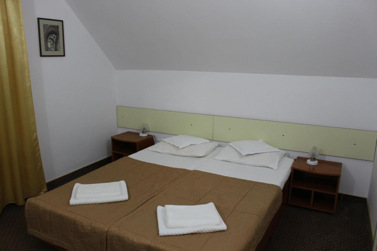 Pensiunea Colina Poiana Brasov Ngoại thất bức ảnh